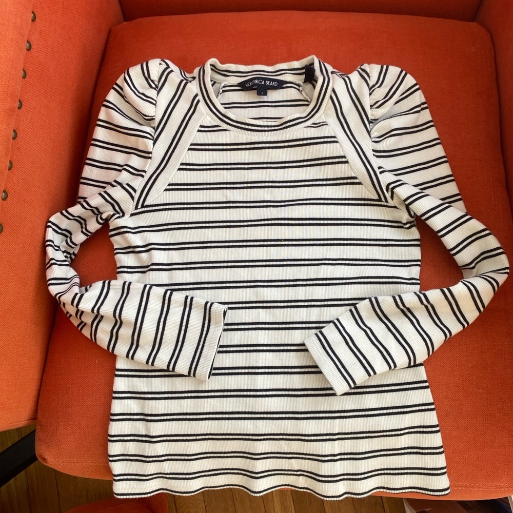 Veronica beard puff sleeve long sleeve tee S
